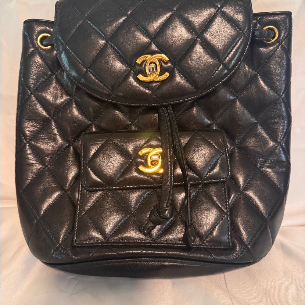Vintage Chanel Black Quilted Backpack - Picture 6 of 11